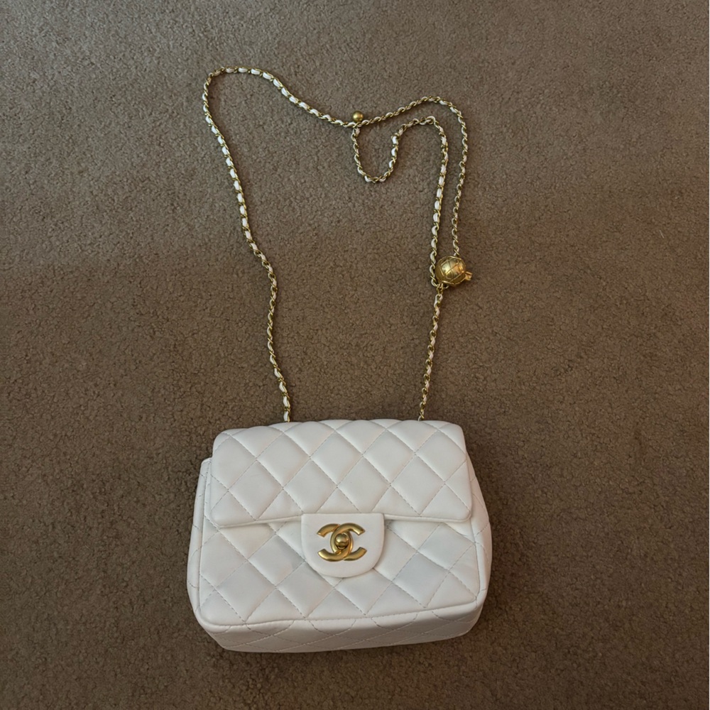 Quilted Crossbody Bag with Gold Chain